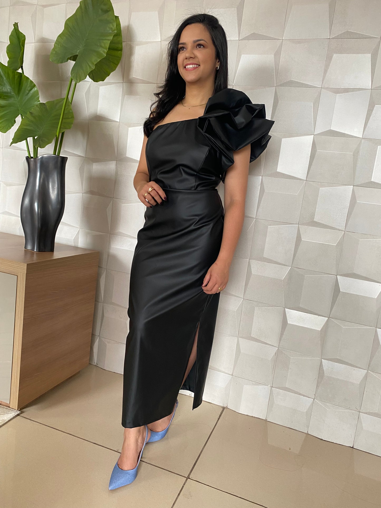 VESTIDO TALITA MIDI PRETO