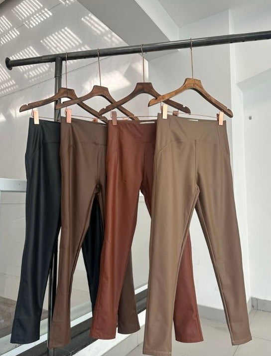 CALÇA LEGGING FLANELADA