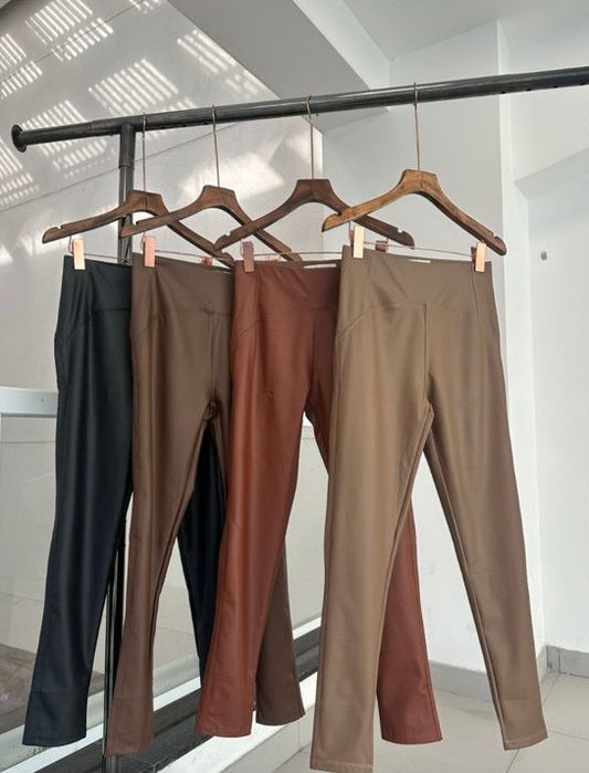 CALÇA LEGGING FLANELADA