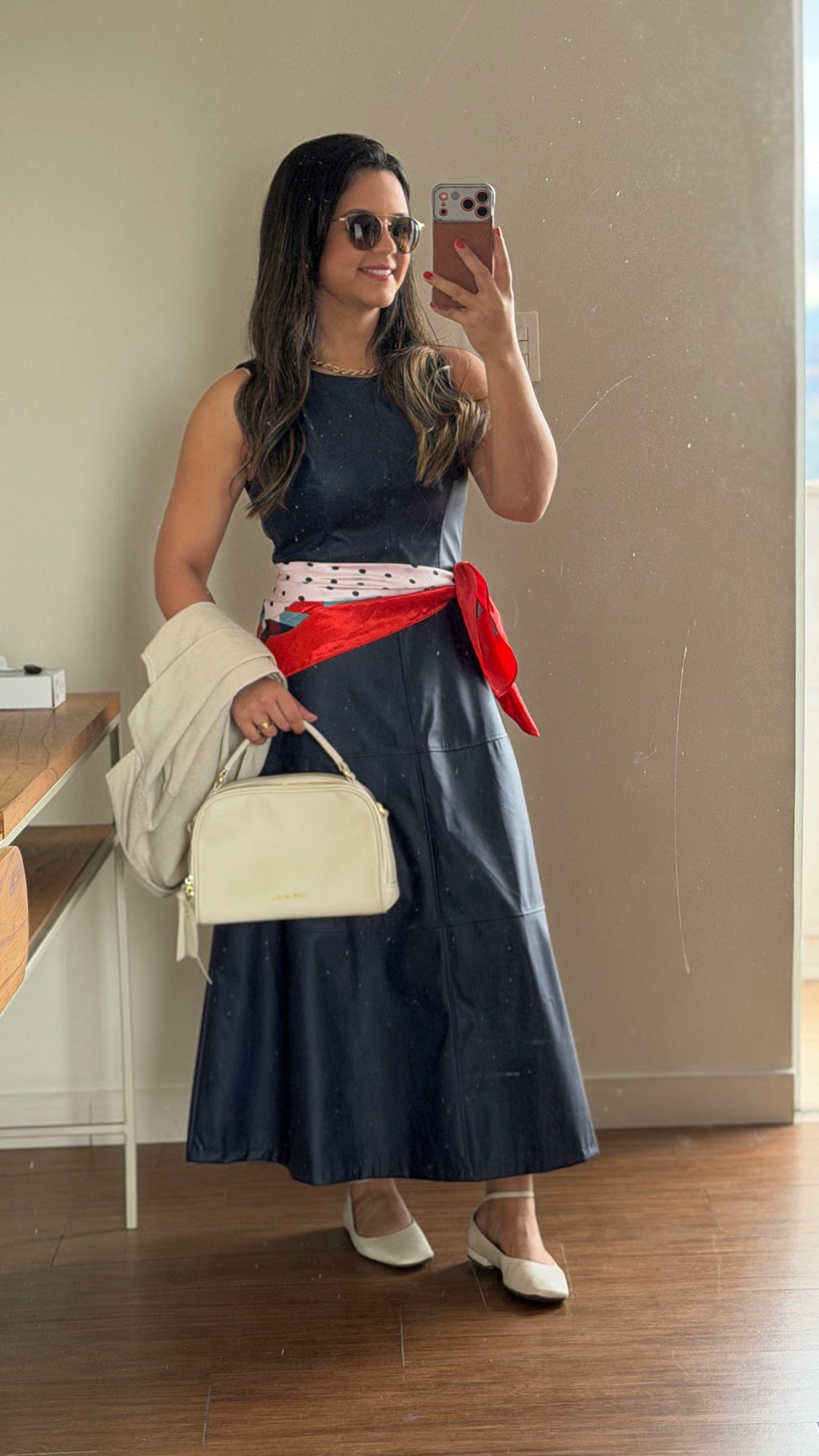 VESTIDO MIDI GRISELA | COURO SOFT