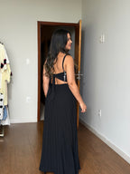 VESTIDO ÁGATA PRETO PLISSADO