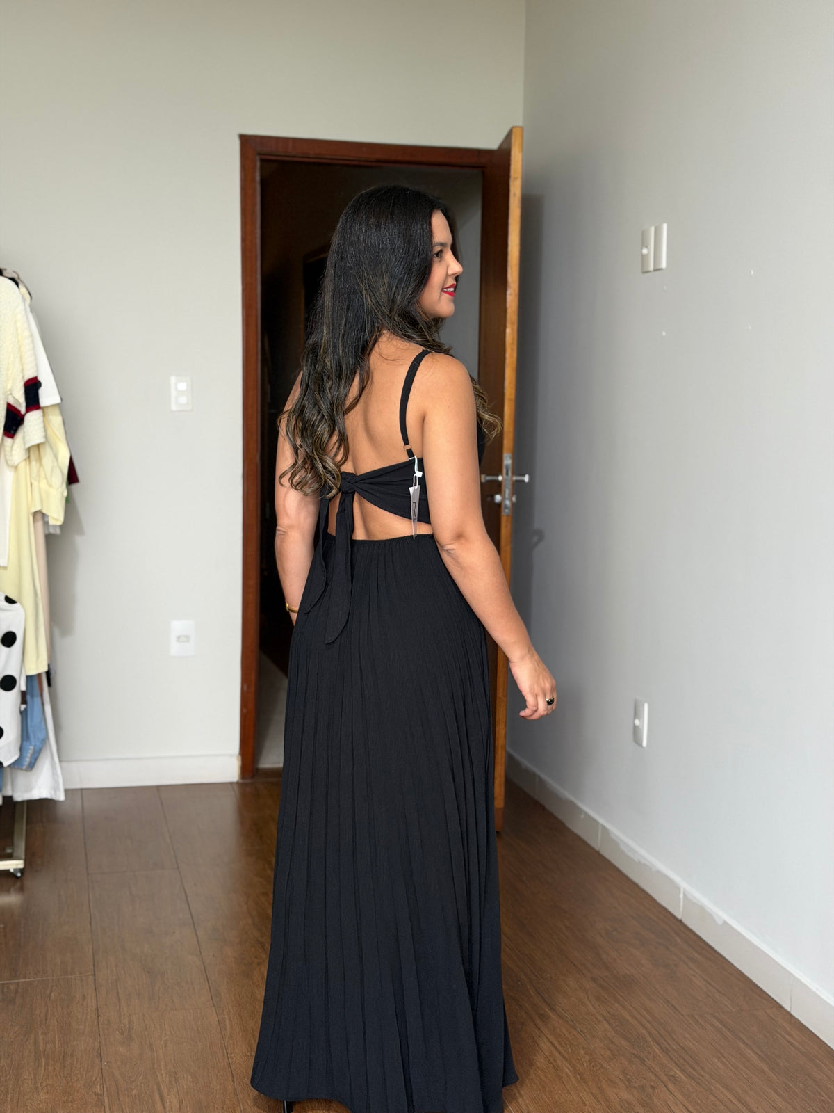 VESTIDO ÁGATA PRETO PLISSADO