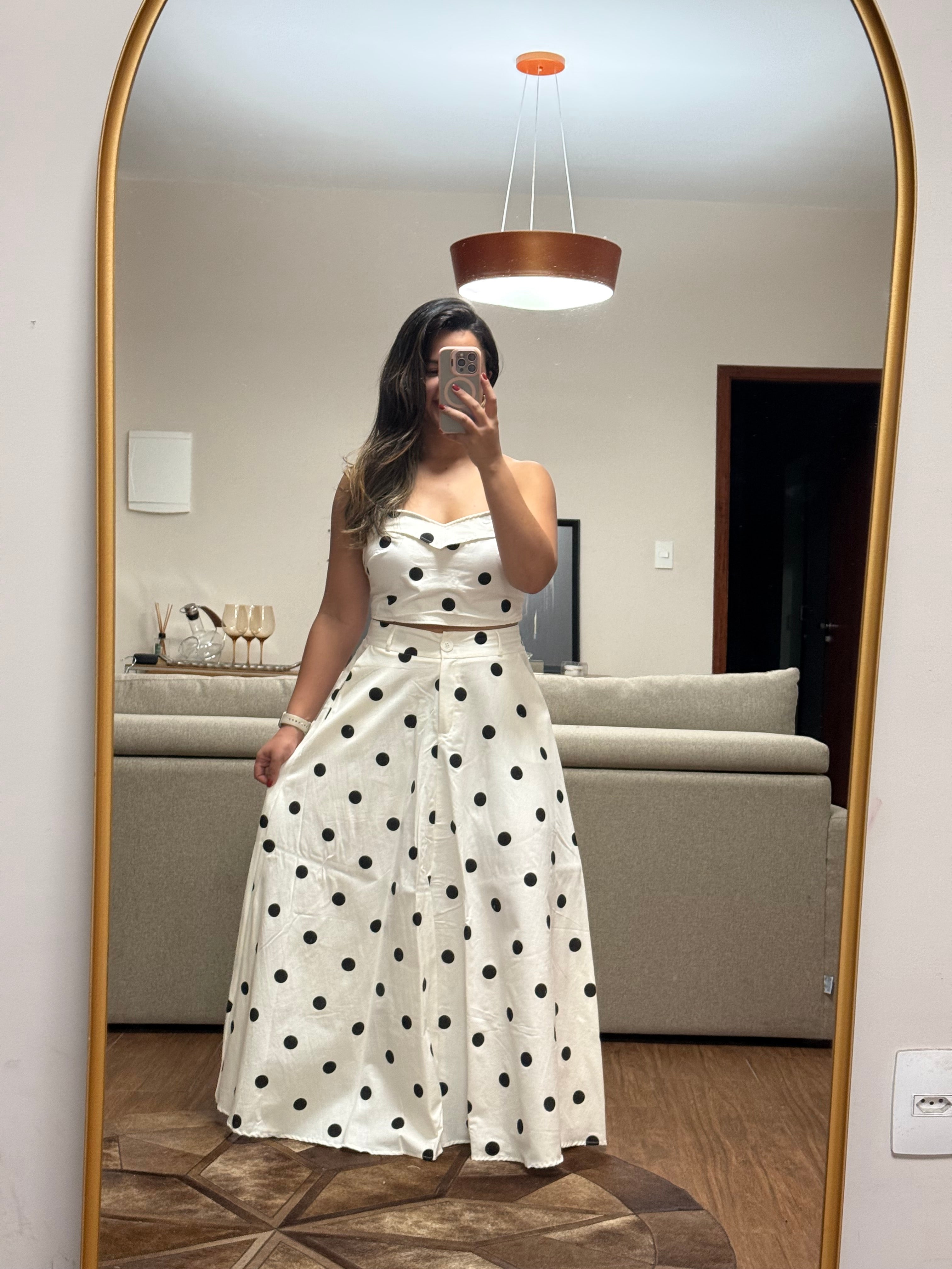 CONJUNTO LEANDRA POÁ