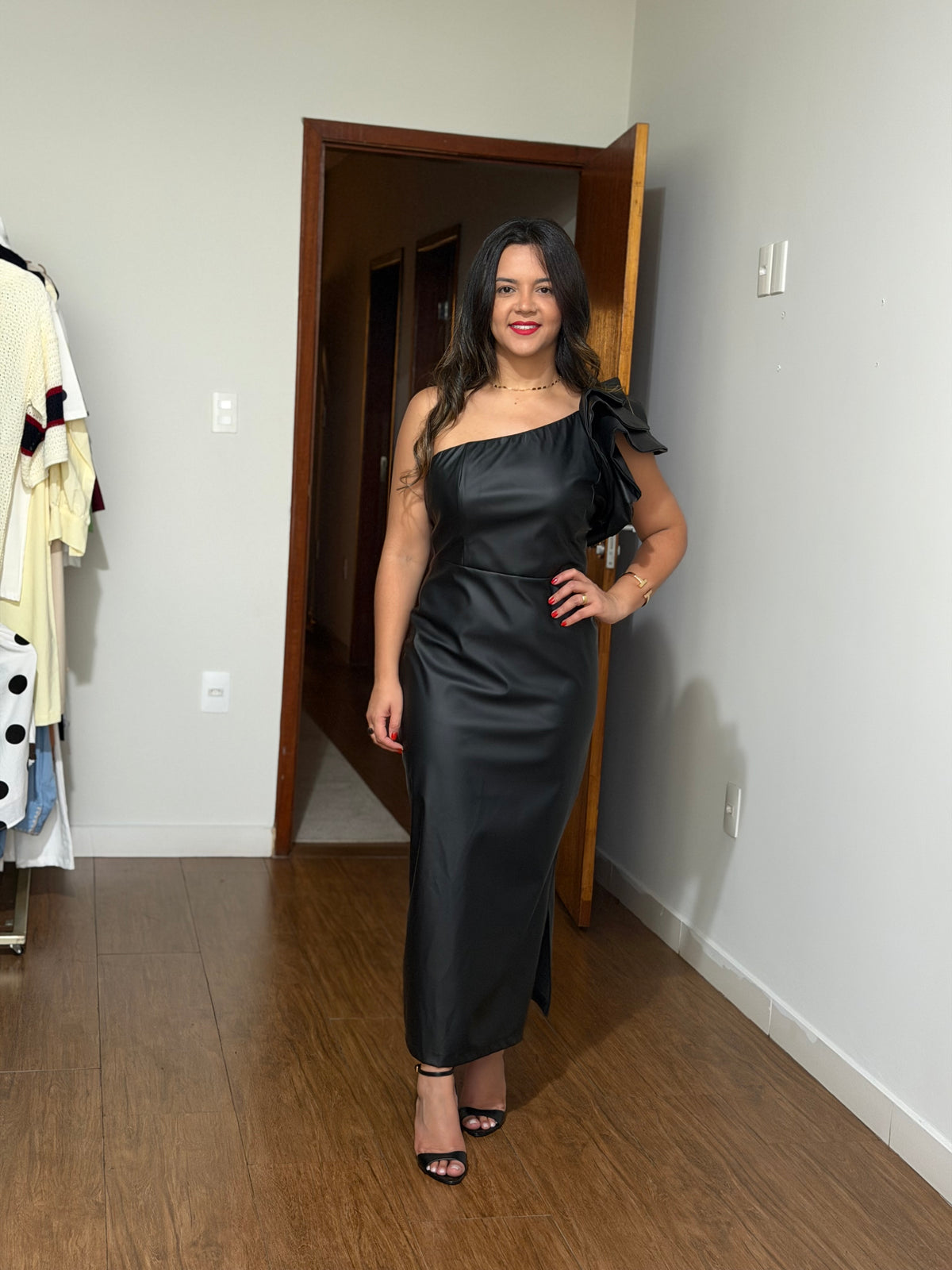 VESTIDO TALITA MIDI PRETO