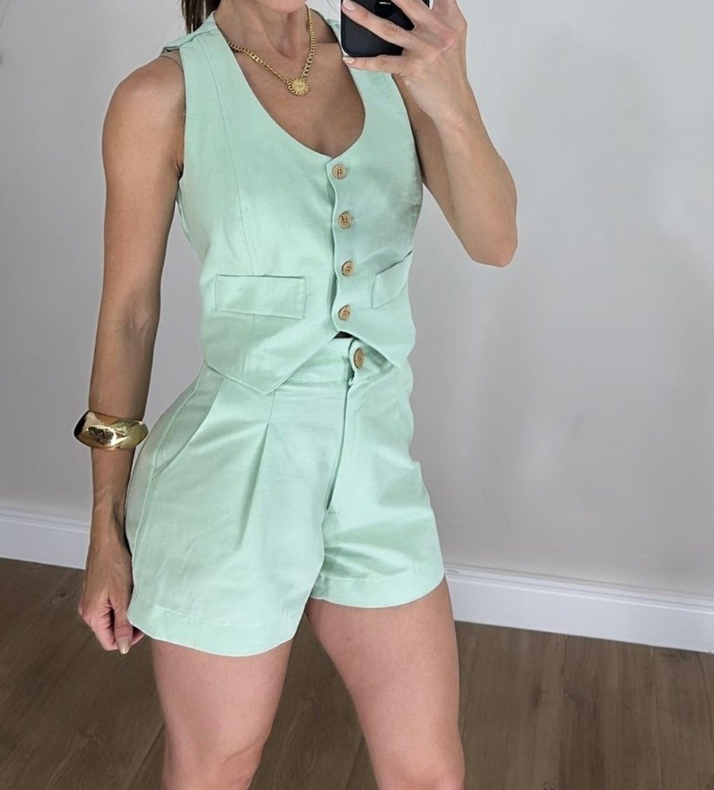 CONJUNTO COLETE E SHORT DENISE