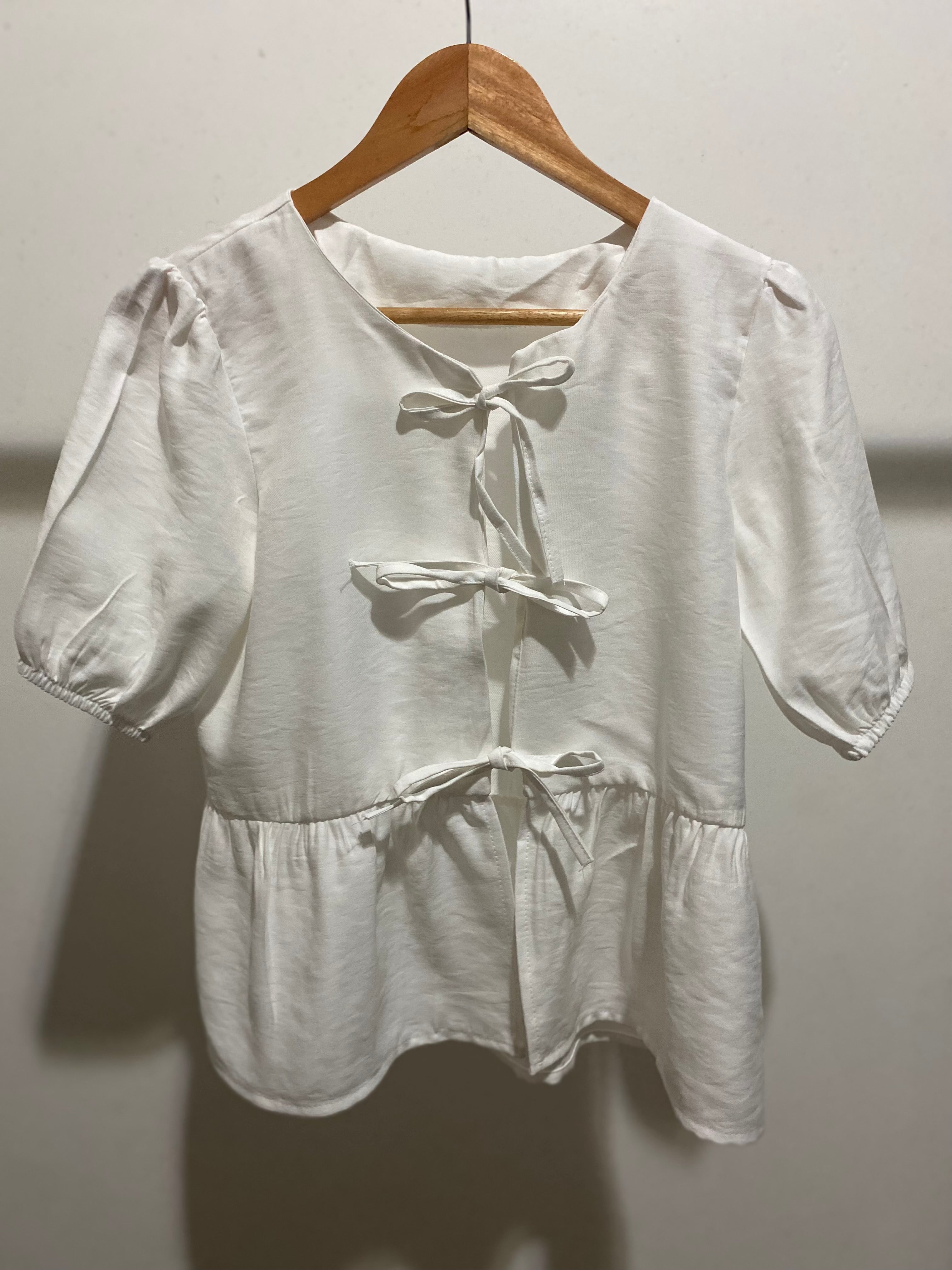 BATA COM TIRAS FINAS