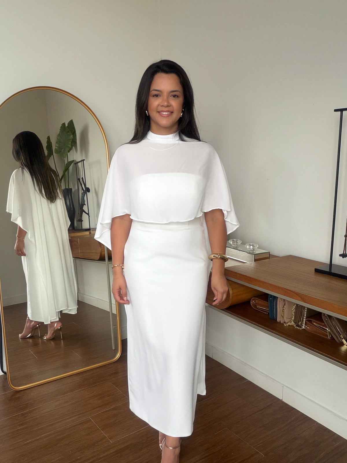 VESTIDO CAPA AMÉLIA BRANCO
