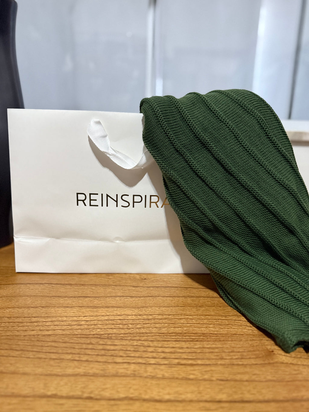 BLUSA CAPA NO TRICÔ