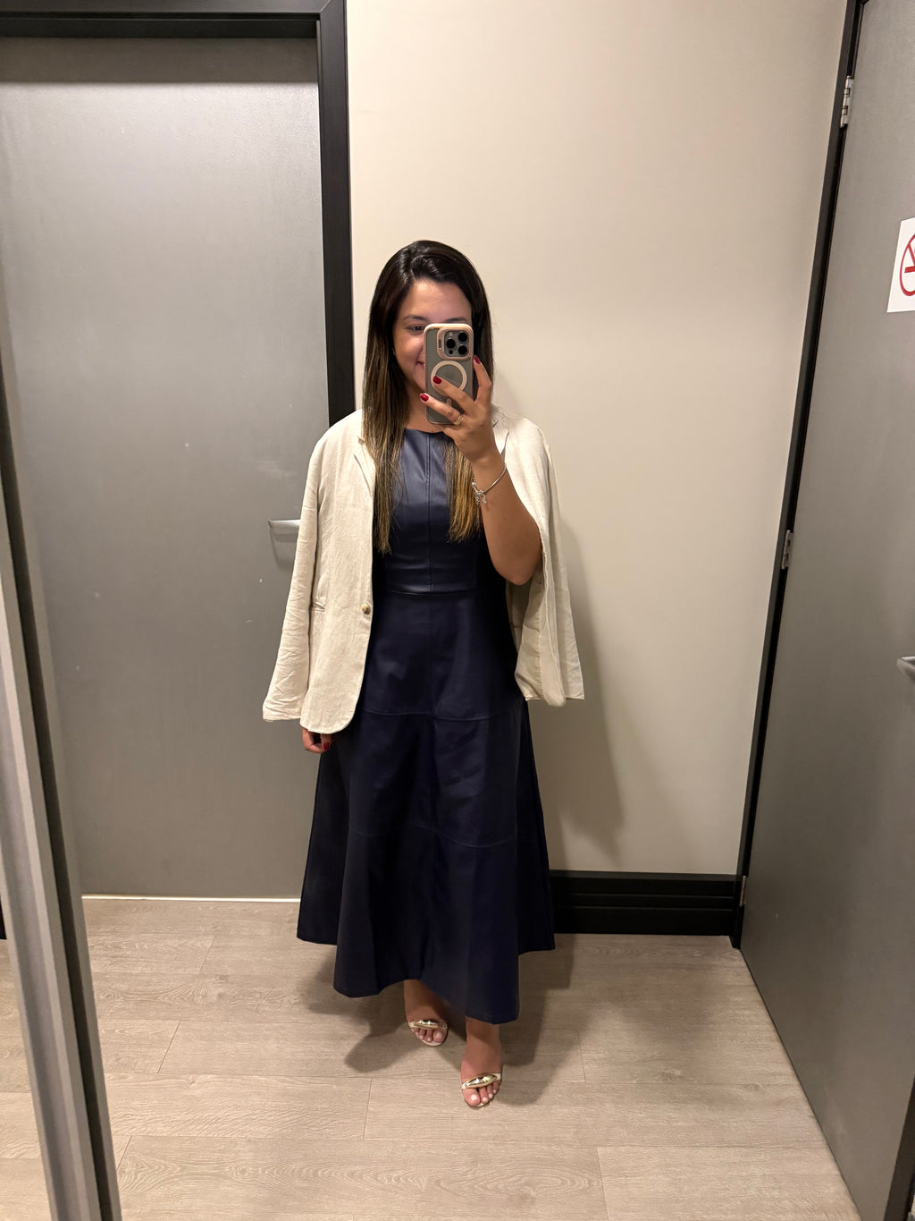VESTIDO MIDI GRISELA | COURO SOFT