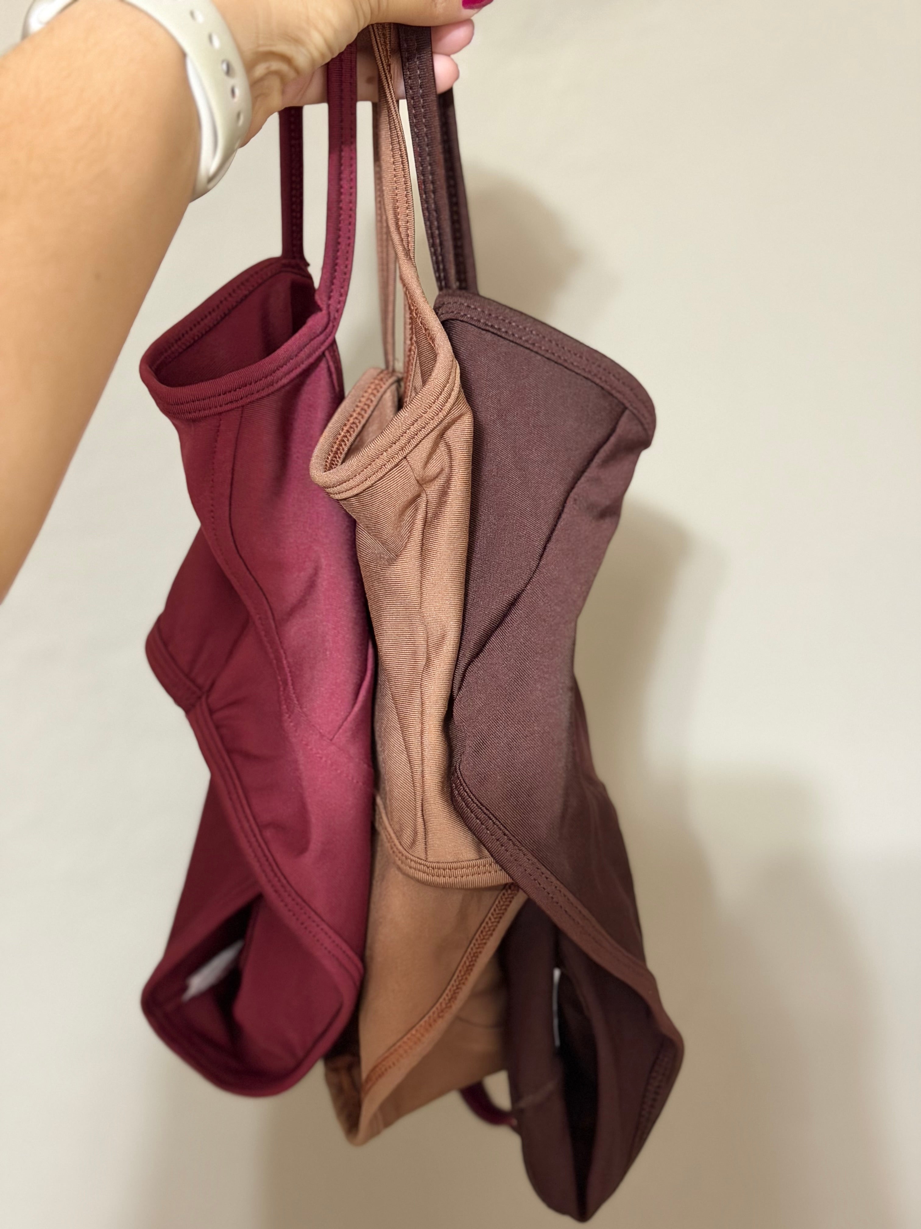 TOP BÁSICO ESTILO CORSET