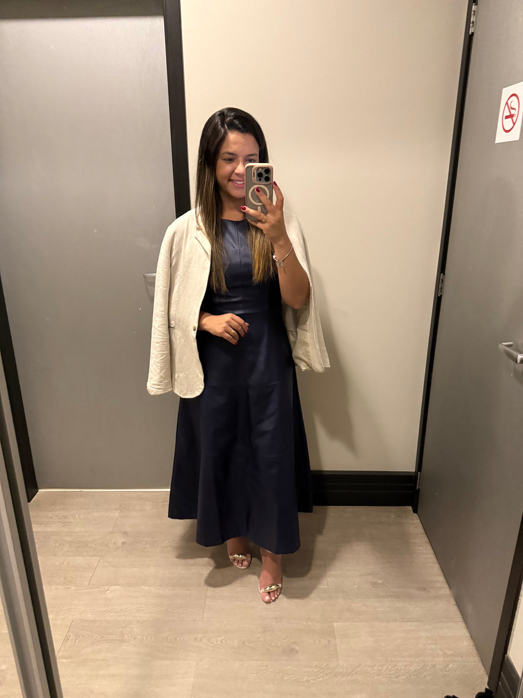 VESTIDO MIDI GRISELA | COURO SOFT