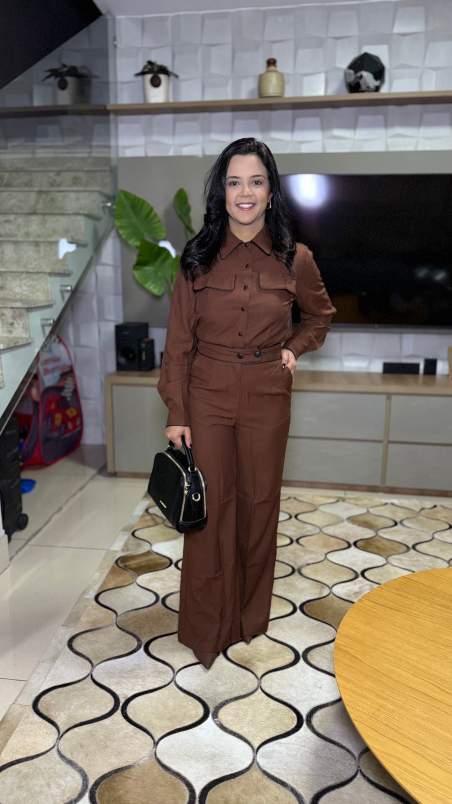 CONJUNTO VALENTE MARROM