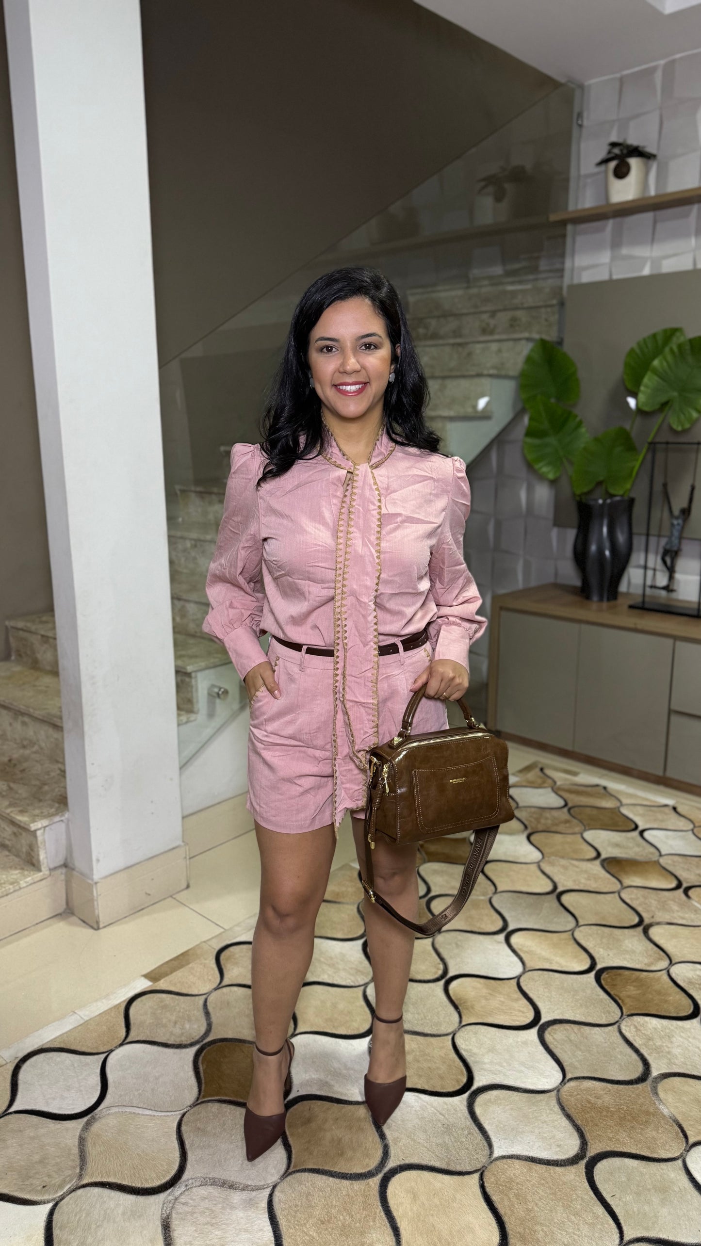 CONJUNTO BRIELLA | LINHO DETALHE CROCHÊ