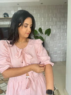 BATA ROSÉ COM TIRAS LARGAS