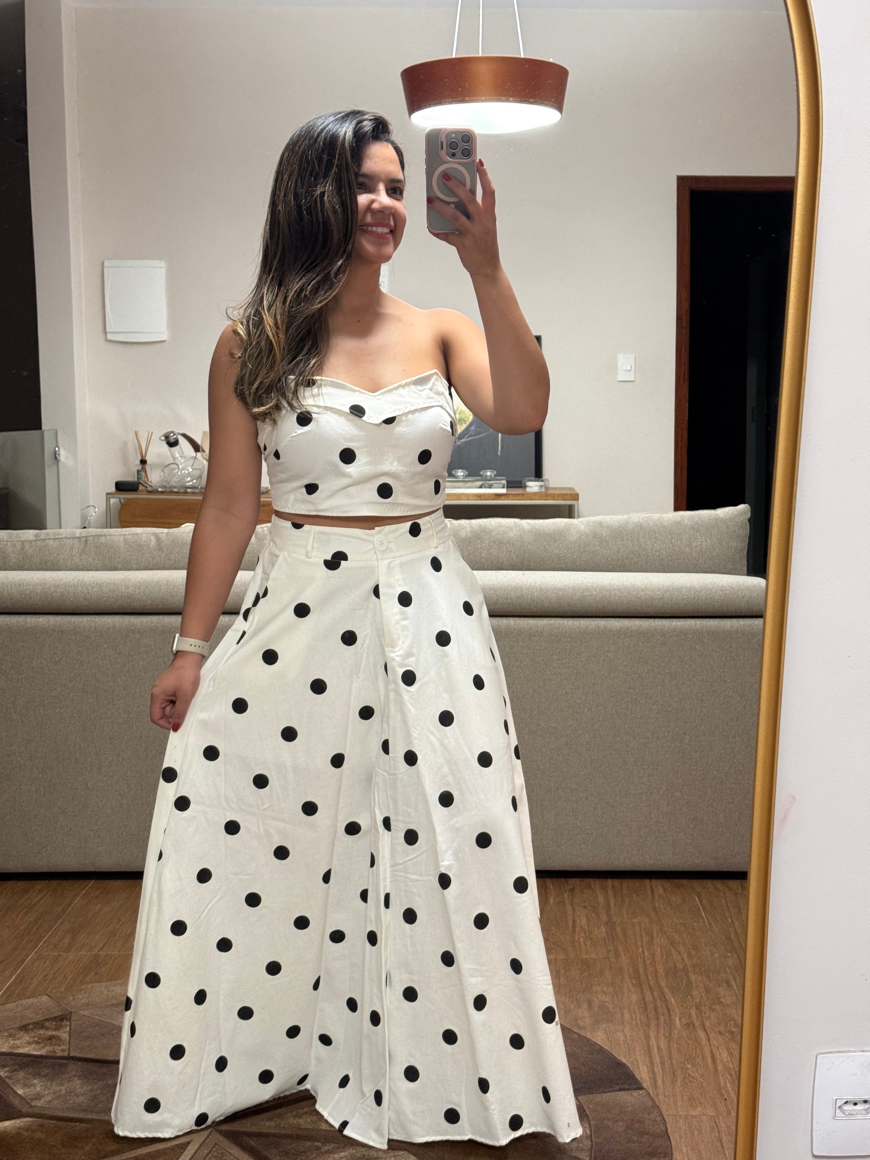 CONJUNTO LEANDRA POÁ