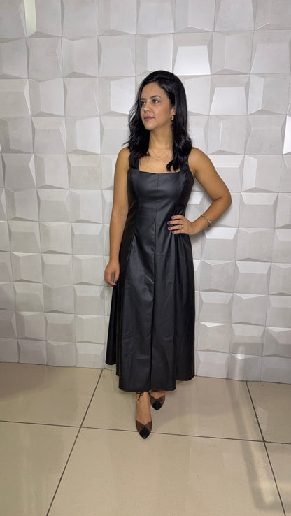 VESTIDO LOUISE