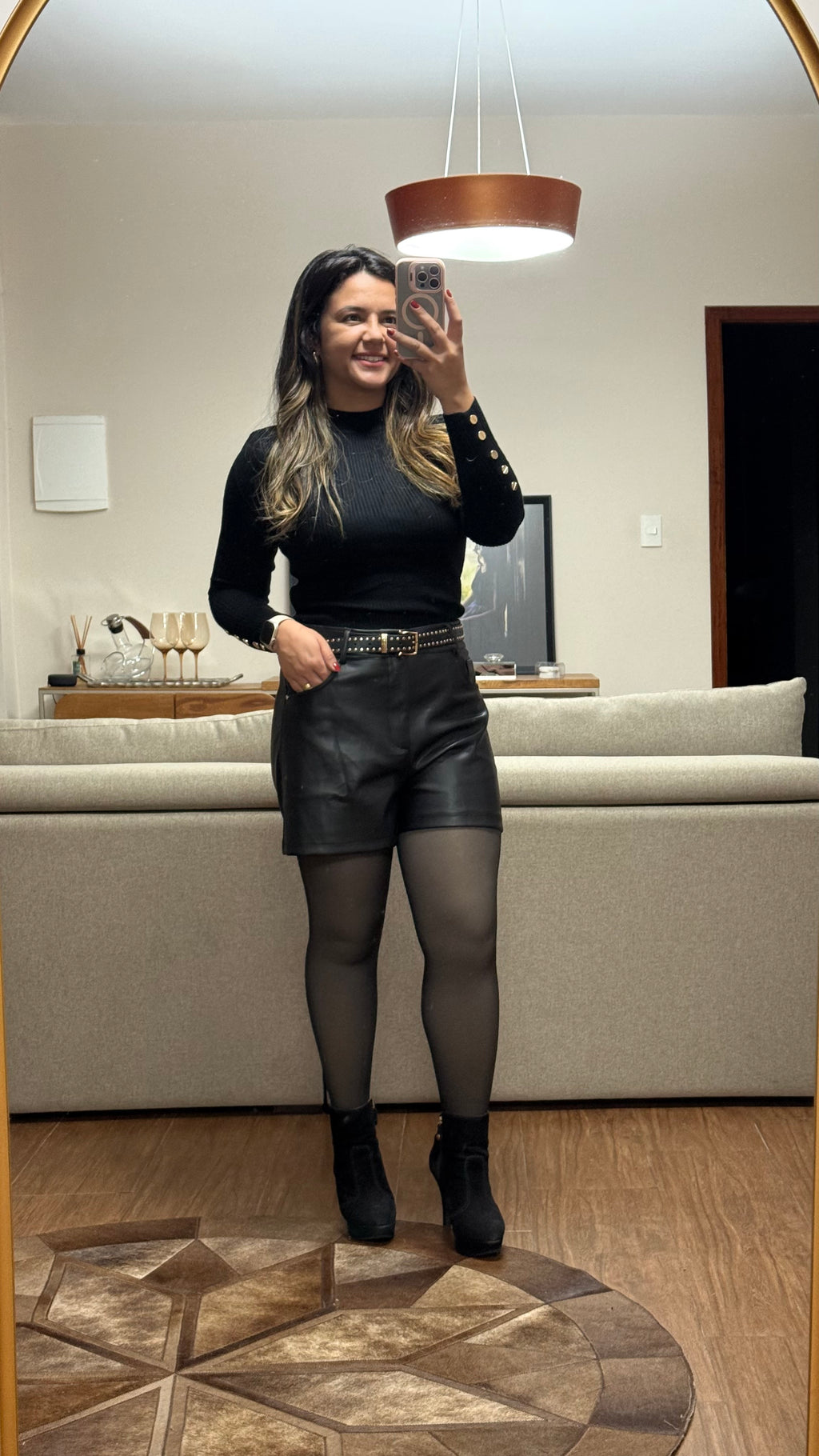 SHORT GABRIELLA