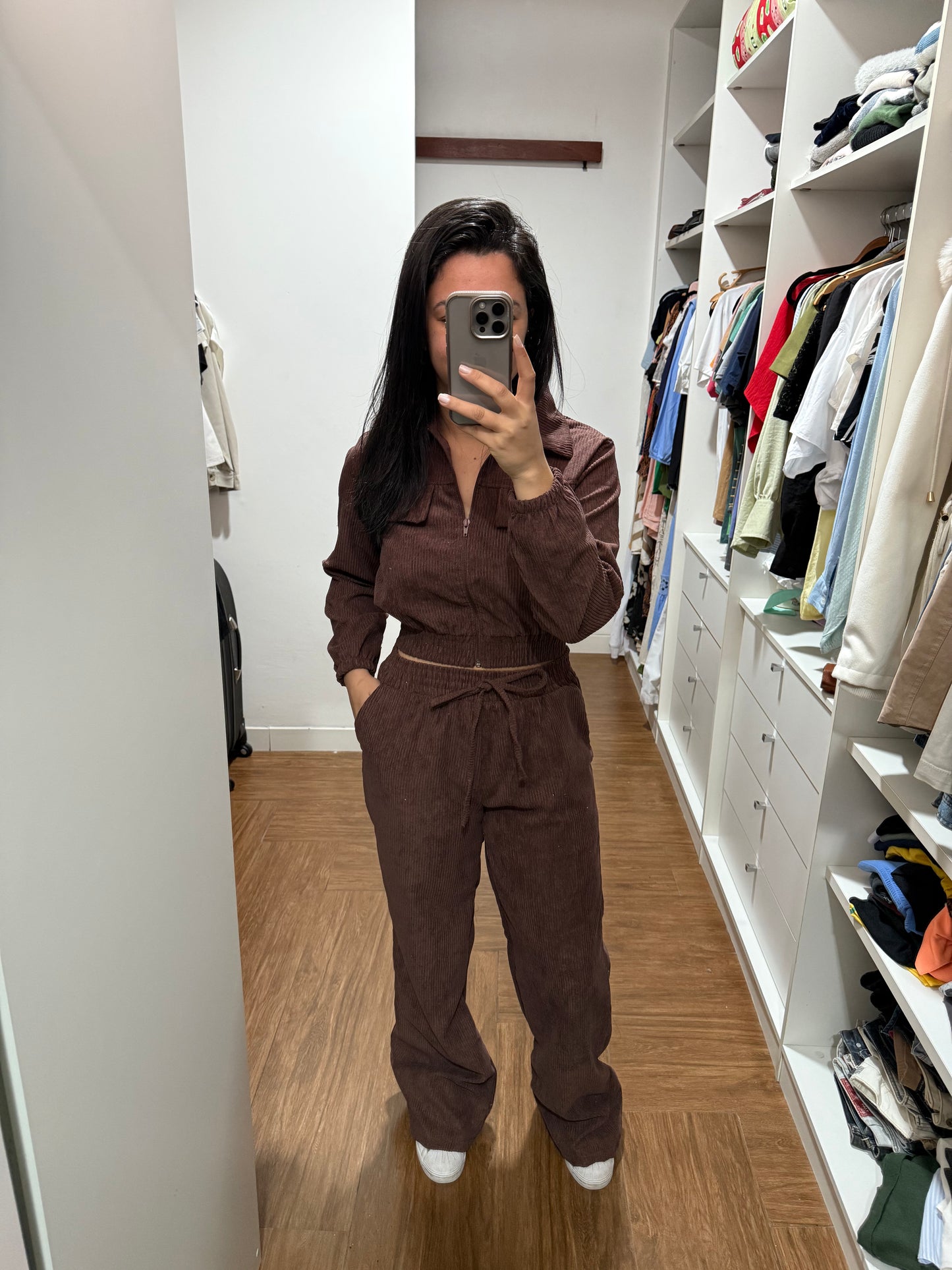 CONJUNTO VALERIA MARROM